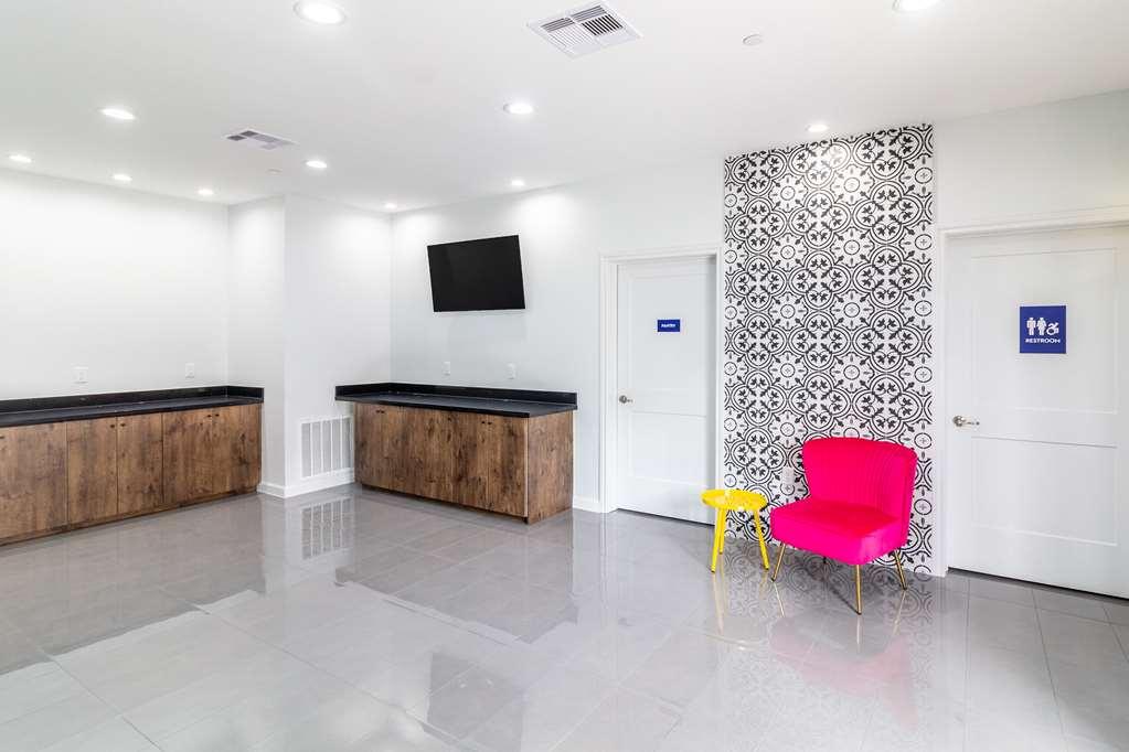 Americas Best Value Inn & Suites Kingwood Iah Airport Humble Interior photo
